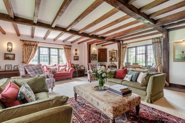 9 bedroom detached house to rent - Photo 1