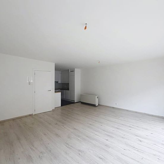 Appartement te huur - Photo 1
