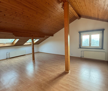 Helle 2.5-Dachzimmerwohnung im 3. Stock - Photo 2