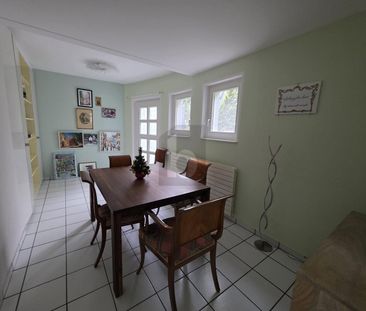 ELEGANCE, TRANQUILLITY AND LAKE VIEW - Photo 2