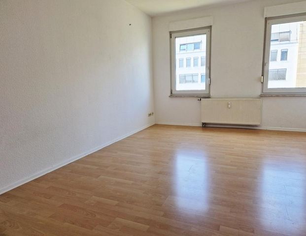 Schöne 3-Raumwohnung mit tollem Balkon in Leipzig - Photo 1