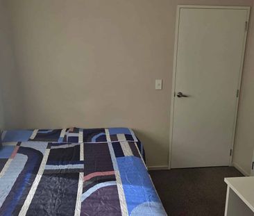 Riccarton, 1 Bedroom - Photo 2