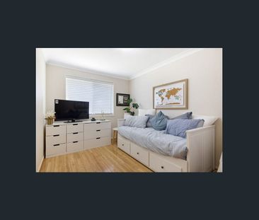 Your Ideal Family Home Awaits in Alexandra Hills - Photo 2