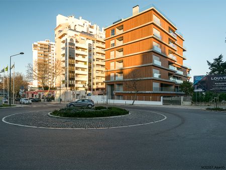 Apartamento T3 para arrendar sem móveis próximo ao centro de Cascais - Photo 4
