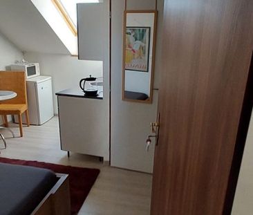 Pronájem bytu 1+kk • 20 m² bez realitkySavojská, Praha - Koloděje - Photo 1