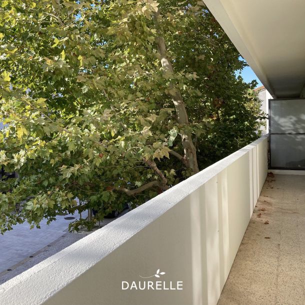 Location Appartement 3 pièces 72m² CHATEAURENARD 13160 - Photo 1