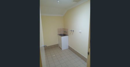 30 Merrimac Loop, Rockingham, WA, 6168 - Photo 5