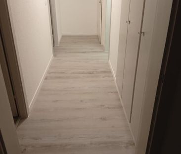 "Neu renovierte 2-Zimmerwohnung in Bettlach" - Photo 2