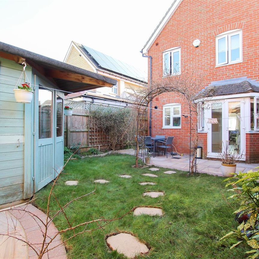 Ringstone, Duxford, Cambridge - Photo 1