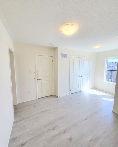 For Lease - 20 Esquire Way, Whitby, Ontario - Photo 2