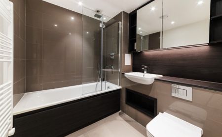 2 Bed Flat, Cable Walk, SE10 - Photo 5