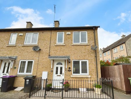 2 bedroom end of terrace to rent Mallard Court, PE9 - Photo 2