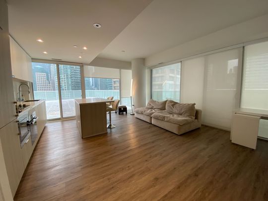 For Lease - 33 University Avenue Unit# 2307, Toronto, Ontario - Photo 1