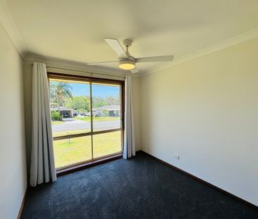 Neatly Presented Three Bedroom Home In Buttaba - Photo 2