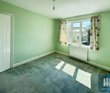 Long Grove Avenue, Dalton, Huddersfield, HD5 - Photo 2