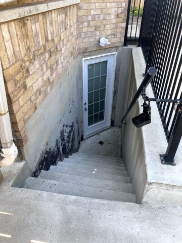 For Lease - 1087 Abbott Street, Milton, Ontario - Photo 2