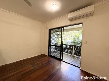 2 BEDROOM : 2 BATHROOM : UNFURNISHED : CLOSE TO TOWN & BEACH - Photo 4