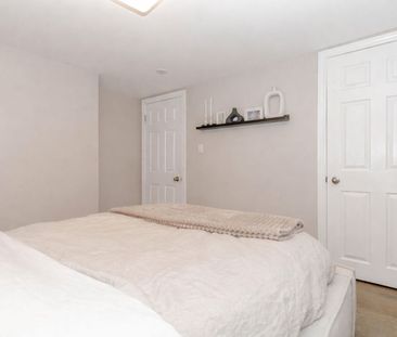 For Lease - 3542 Ashcroft Crescent, Mississauga, Ontario - Photo 2