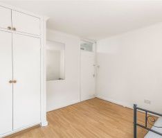 St. Mary Le Park Court, Parkgate Road, SW11 - Photo 4