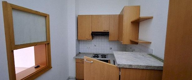 Vorfrühlingsangebot!! schnell sein günstige 2 Zimmer Wohnung mit Aufzug im Haus und EBK - Foto 1