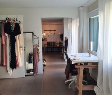 Möblierte 2.5 Zi-Parterre Wohnung mit Garten zentrale Lage - Photo 5