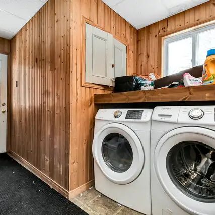 1-284 Flora St - Photo 1