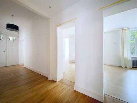 Apartment - Photo 4