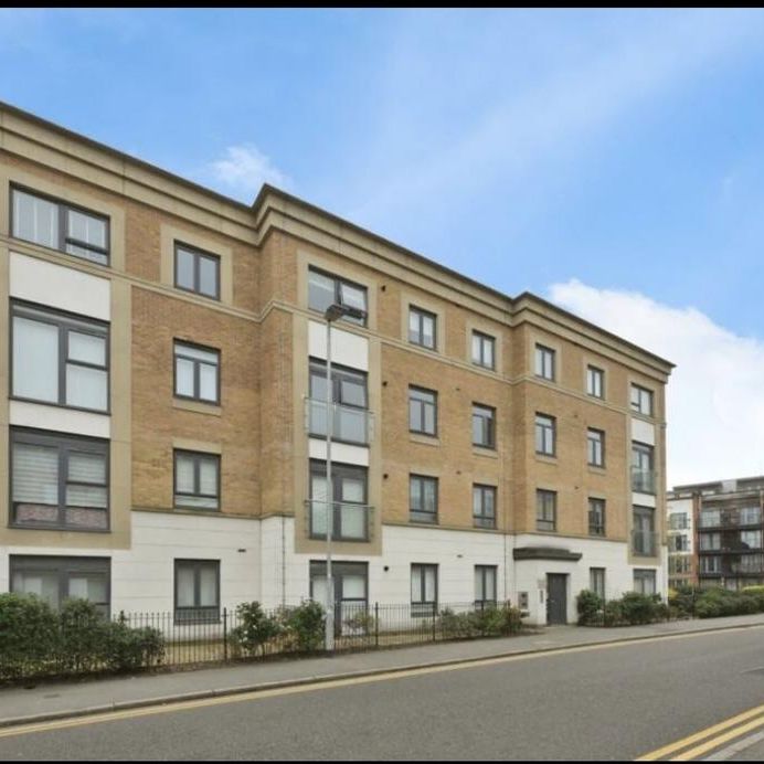 2 bedroom flat to rent - Photo 1