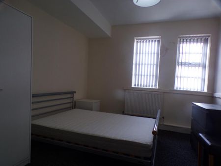 5 bedroom flat to rent - Photo 5