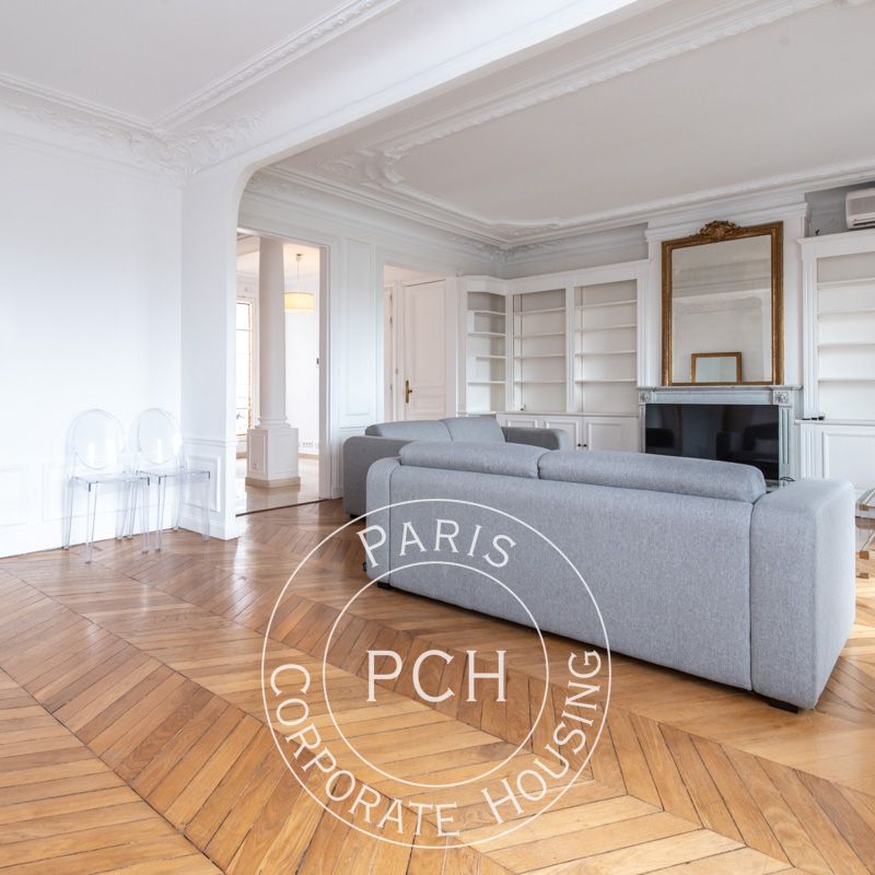 Rue de Longchamp, - Photo 1