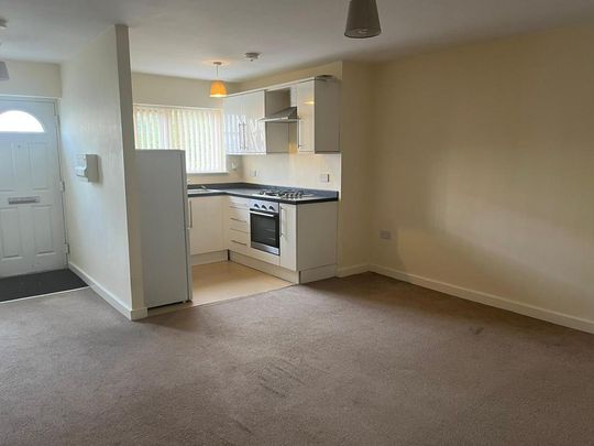 1 bedroom flat to rent - Photo 1