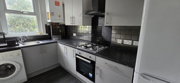 3 bedroom terraced house to rent - Photo 1