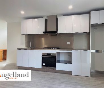 Luxurious Near new Studio in a Fabulous Location - Photo 2