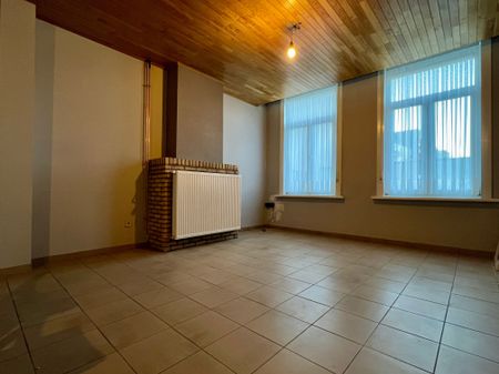 Gesloten bebouwing met 3 slaapkamers & inpandige garage centrum Eeklo - Foto 2