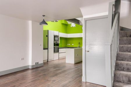 2 bedroom terraced house to rent - Photo 5