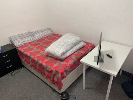 Woodsley Road - Photo 2