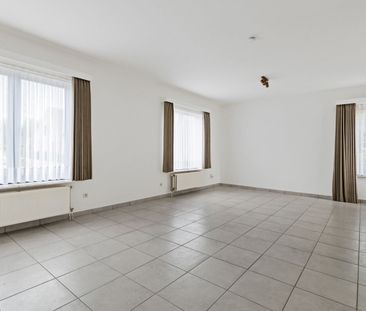 Gezellig 2-slpk appartement met terras in hartje Lille - Photo 2