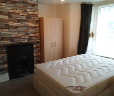 Room in a Shared House, Glyn Road, E5 - Photo 2