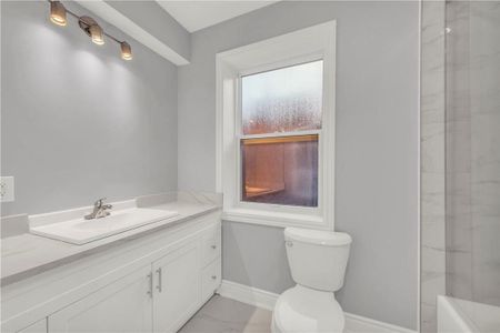 For Lease - 51 Wellington Street Unit# Upper, Hamilton, Ontario - Photo 2