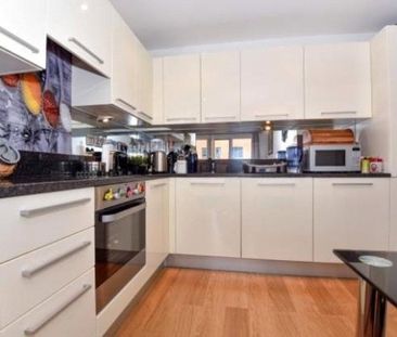 Lexington Apartments, Railway Terrace, Slough,SL2 - Photo 1