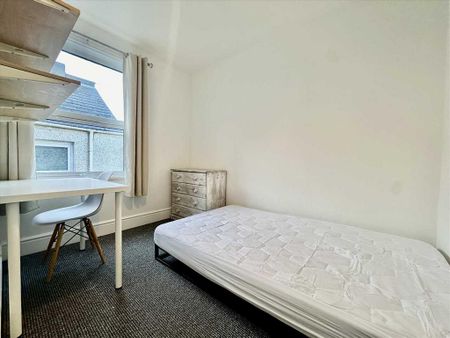 4 bedroom house share to rent - Photo 4