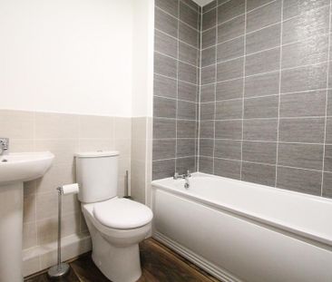 2 bedroom apartment to rent - Photo 6