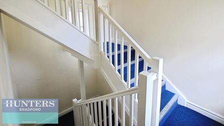 1 bedroom Flat To Let - Photo 3