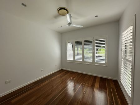 EXECUTIVE TOWNHOUSE - Photo 5