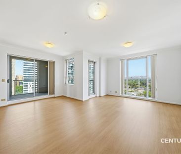 Renovated Penthouse in the Heart of Chatswood ** 27/11/25 ** - Photo 2