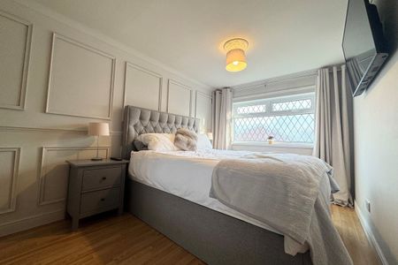 Risby Place - Photo 3