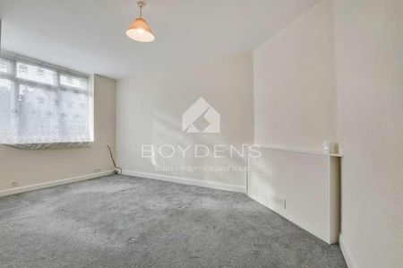 Coppins Road, Clacton On Sea, CO15 - Photo 2