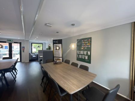 Townhouse - Photo 4