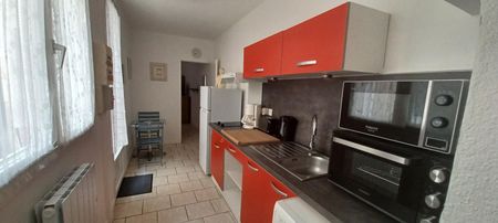 Location Appartement 2 pièces 28m² ROCHEFORT 17300 - Photo 3