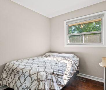 For Lease - 21 Thornbeck Drive, Toronto, Ontario - Photo 4